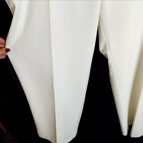 Conrad C Petite 24 Melissa Fit White stretch lined - Picture 5 of 6